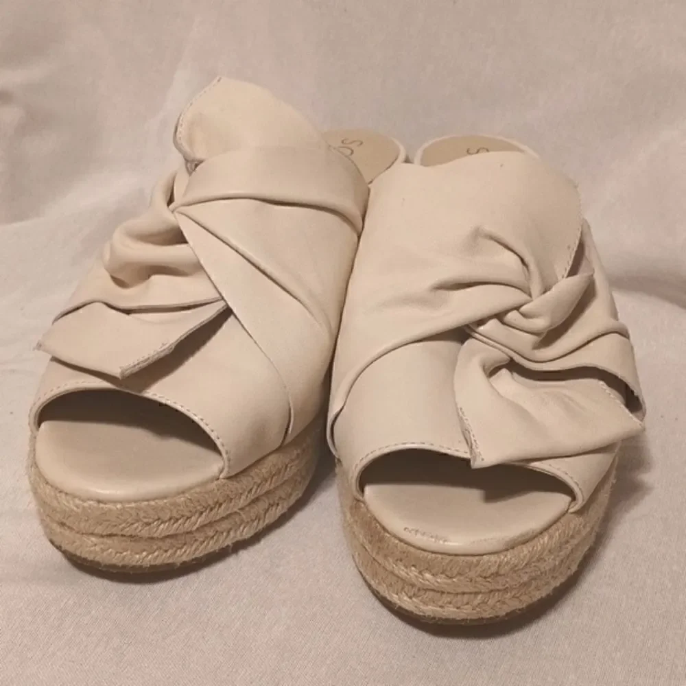 Sole Society Carmina beige leather espadrille wedge open toe sandal size 10